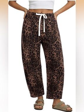 Leopard Print Denim Barrel Jeans- Brown & Black. Size Large. NWOT.